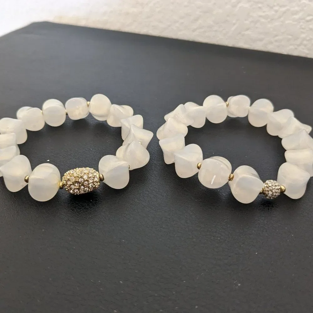 Set of 2 White Opalescent & Crystal Ball & Oval Bracelets - Elastic -
